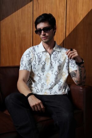 Men's Geometric Printed Zip Neck Polo T-Shirt