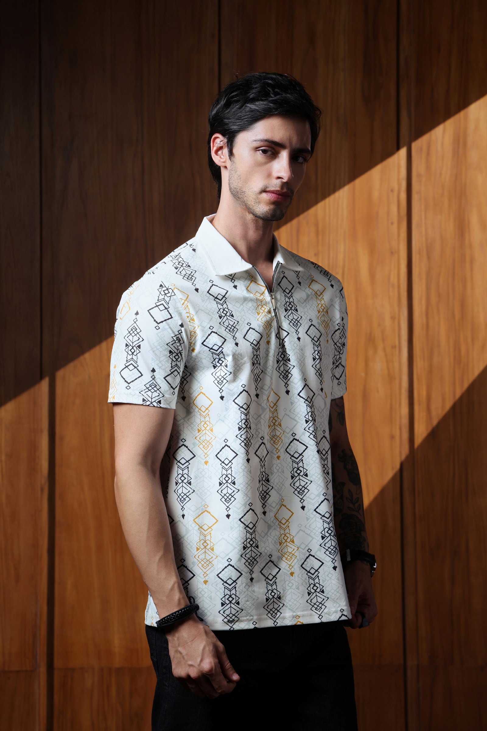 Men's Geometric Printed Zip Neck Polo T-Shirt - Image 7